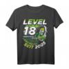 Level 18 Jahre Geburtstagsshirt für Jungen Gamer 2005 - Originelles Gaming Geschenk zum 18. Geburtstag für Zocker und Videospiel-Fans