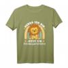 Kinder Hurra Ich Bin Jetzt Ein Kindergartenkind Löwe T-Shirt – Süßes Geschenk für Jungen und Mädchen zum Kindergartenstart mit Regenbogen