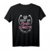 So Sieht Die Beste Schwester Der Welt Aus - Süßes Geschwister T-Shirt als perfektes Geschenk für deine Schwester
