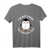Ich bin nicht kurz, ich bin Penguin-Größe - Lustiges Pinguin T-Shirt für kleine Menschen, Freunde & Familie als Geschenk für Karneval, Oktoberfest, Weihnachten & Geburtstag