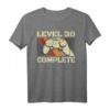 Level 30 Complete T-Shirt – Lustiges Vintage Geburtstagsgeschenk für Männer und Frauen zum 30. Geburtstag, Gamer & Zocker Geschenkidee