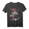 Oma Hexe auf Hexen-Besen mit Katze Damen T-Shirt – Lustiges Halloween Design für Partys & Kostüme