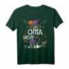Oma Hexe auf Hexen-Besen mit Katze Damen T-Shirt – Lustiges Halloween Design für Partys & Kostüme
