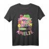 Kinder Name Amelie T-Shirt mit niedlichem Tiermotiv – Personalisierte Geschenkidee für den 1. Kindergartentag, mit Chamäleon und Apfelmotiv
