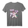 Kinder Yeah! Ich Bin 7 - Süßes Mädchen Geburtstag T-Shirt mit Einhorn und Regenbogen für kleine Prinzessinnen