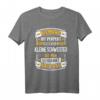 Perfekte Kleine Schwester Spruch T-Shirt - Lustiges Geschenk für Geschwister, Geburtstag, Weihnachten & Geschwistertag