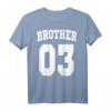 Brother 03 Geschenk für den großen Bruder & kleinen Bruder - Lustiges Highschool Style T-Shirt für HapDog, Weihnachten & Familienfeste