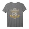 Lustiges 15. Geburtstag T-Shirt für Jungen und Mädchen - Originelle Geschenkidee & Partydeko für 15 Jahre Geburtstag 2009