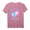 Zuckerwatte Mädchen & Frauen T-Shirt - Buntes Candy Girl Design für Geburtstage, Süßigkeiten-Fans und alle, die Spaß an bunten, verspielten Styles haben