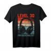 30. Geburtstag Jungen Video Gamer Level 30 Unlocked T-Shirt – Perfektes Geschenk für Gamer, Gaming Party & LAN-Events