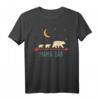 Mama Bär mit 2 Jungen T-Shirt – Perfektes Muttertag Geschenk mit Mond und Sternen Design