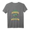 Kinder T-Shirt: Zum Traktor fahren geboren - Lustiges Einschulungsgeschenk für Jungen, die Landwirtschaft lieben
