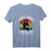 Lustiges Katzenbier T-Shirt mit Sarkasmus – Free Hugs Just Kidding Don't Touch Me, perfektes Geschenk für Katzenliebhaber, Weihnachten, Geburtstag & Valentinstag
