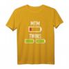 Zwillinge Mama Batterie T-Shirt – Humorvolles Geschenk für werdende Eltern von Zwillingen, Mama mit doppelter Energie
