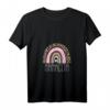 Damen Mama T-Shirt mit Regenbogen und Leopard - Spanisch inspiriertes V-Ausschnitt Shirt für Mütter