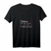 Lustiges Oma T-Shirt mit Puderzucker Motiv – Perfektes Geburtstagsgeschenk für stolze Großmütter mit V-Ausschnitt