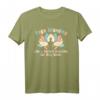 Yoga-Oma T-Shirt mit Lotusblume - Cooler Retro-Yoga-Design für aktive und stylische Seniorenfrauen