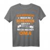 Ich versuche mich zu benehmen, komme nach Oma T-Shirt - Lustiges Geschenk für Familienfeiern, Sohn, Tochter, Papa, Tante & Opa