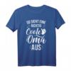 So sieht eine richtig coole Oma aus - Lustiges Überraschung Geschenk T-Shirt für Oma, Opa, Familie & Freunde zum Geburtstag, Muttertag & Vatertag