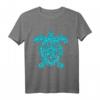 Polynesien Maori Schildkröte Honu Plumeria Tribal Tattoo T-Shirt – Geschenkidee für Maori Fans, Taucher & Schildkrötenliebhaber zu Geburtstag, Weihnachten & besonderen Anlässen