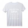 Man nennt mich Opa Komplize T-Shirt – Lustiges Geschenk für Großväter, Opas & Familienfeiern zum Geburtstag oder Weihnachten