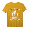 Herren Opa T-Shirt mit zwei Enkelsöhnen - Hoch 2 Opa Geschenk für stolze Großväter