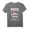 Papa zu sein ist eine Ehre Opa zu sein Unbezahlbares Geschenk T-Shirt – Perfektes Retro Vintage Geschenk für Vatertag, Geburtstag, Weihnachten & mehr