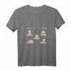 Star Wars Yoga With Yoda T-Shirt V-Ausschnitt – Offiziell lizenziertes Star Wars Fan-Shirt für Yoga und Freizeit