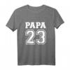 Papa 2023 Schwangerschaft Verkünden T-Shirt – Klassisch geschnitten, perfekt für die Babyankündigung
