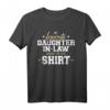 Schwiegertochter Geschenk für Schwiegervater & Schwiegermutter T-Shirt - Persönliches Hochzeitsgeschenk für die neue Familie