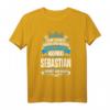 Sebastian Namensshirt mit lustigem König Spruch - Personalisiertes Männer T-Shirt als Geschenk für Vater, Sohn, Onkel & Großeltern