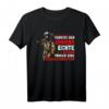 Feuerwehr Echte Helden Tragen Eine Feuerwehruniform T-Shirt - Lustiges Geschenk für Feuerwehrmann, Frau, Junge oder Mädchen