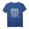 Stolze Eltern eines tätowierten Sohnes - Exklusives Tattoo T-Shirt als Geschenk zum Geburtstag, Weihnachten, Vatertag oder Muttertag