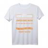 Ich bin ein glücklicher Sohn T-Shirt – Humorvolles Geschenk für den Sohn von großartiger Mutter, perfekt für Geburtstag oder Muttertag