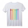 Roboter in den Farben des Regenbogen LGBT+ Stolz T-Shirt für Kinder – Buntes Mode-Statement für Schule & Spiele