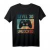 Level 30 Unlocked T-Shirt für Videospieler – Perfektes Geburtstagsgeschenk für Jungen, Gamer & 30-Jährige mit Controller-Design