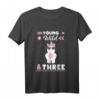 Einhorn T-Shirt für 3-Jährige Mädchen - Buntes Young, Wild & Three Geburtstagsoutfit für kleine Prinzessinnen