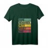 Damen Retro T-Shirt mit Spruch 'Mutti regelt das' im Vintage Balken Style - Personalisiertes Geburtstags- oder Muttertagsgeschenk mit V-Ausschnitt