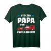 Papa von Zwillingen Feuerwehr Vater Geschenk T-Shirt – Persönliches Familienmotiv für Zwillingsväter und Feuerwehrfans
