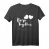 Kinder Born Together Shirt für Zwillinge - Partnerlook T-Shirt für Geschwister, Freunde & Geburtstagsgeschenke