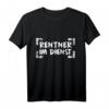 Rentner im Dienst Rente 2020 Ruhestand Pension Vater T-Shirt - Lustiges Geschenk für Rentner, Väter, Opa und Oma zum Ruhestand
