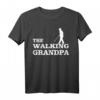 The Walking Grandpa - Opa ist der Beste T-Shirt mit lustigem Spruch im Retro Vintage Look – Perfekt als Geburtstags- oder Weihnachtsgeschenk